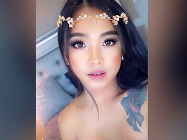 Webcam Snapshop for asianluvbunny