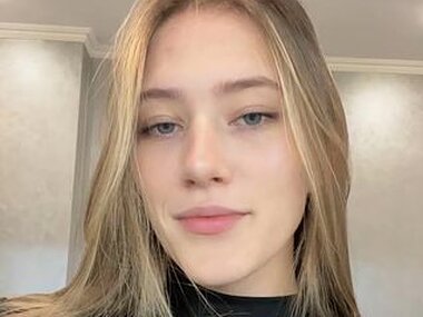 Webcam Snapshop for ElizabethDebicki
