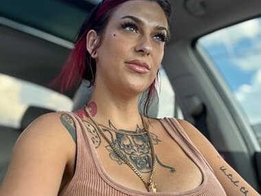 Webcam Snapshop for Inkedcherryfox