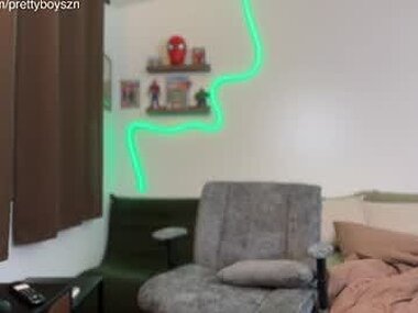 Webcam Snapshop for prettyboyszn