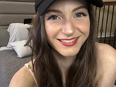 Webcam Snapshop for lucy_aura